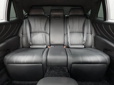 2021 Lexus LS thumbnail 22