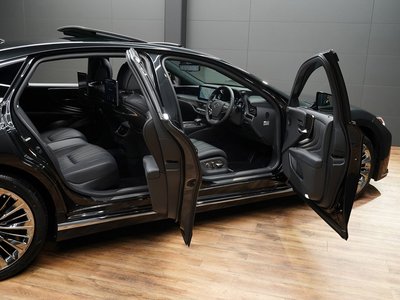 2021 Lexus LS thumbnail 65