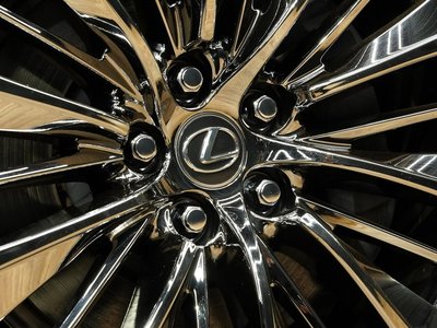 2021 Lexus LS thumbnail 40