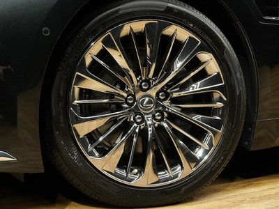 2021 Lexus LS thumbnail 39