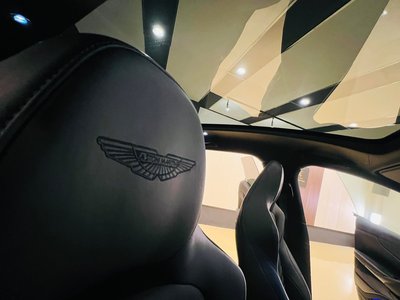 صورة مصغرة 44 لـ 2024 Aston Martin DBX