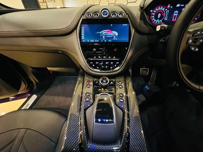 صورة مصغرة 51 لـ 2024 Aston Martin DBX