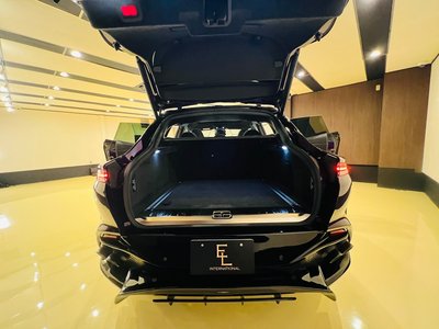 صورة مصغرة 61 لـ 2024 Aston Martin DBX
