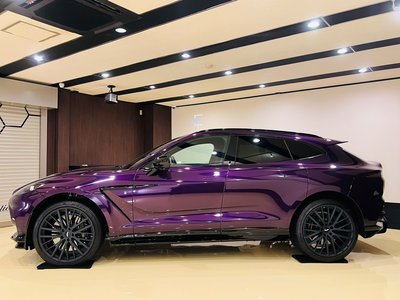 صورة مصغرة 6 لـ 2024 Aston Martin DBX