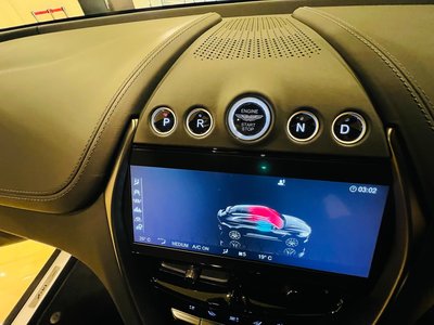 صورة مصغرة 54 لـ 2024 Aston Martin DBX