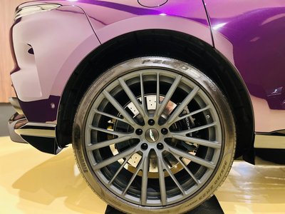 صورة مصغرة 32 لـ 2024 Aston Martin DBX