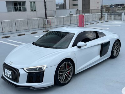 2017 AUDI R8 photo 2