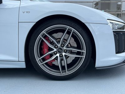 2017 AUDI R8 thumbnail 44