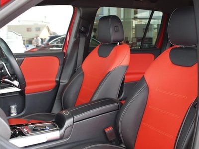 2025 Mercedes-BENZ GLB AMG 照片 12