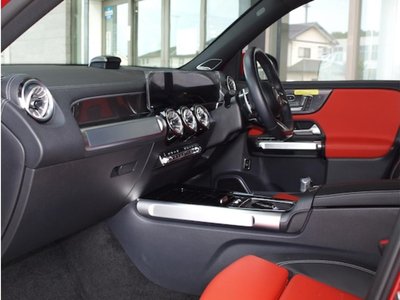 2025 Mercedes-BENZ GLB AMG 照片 10