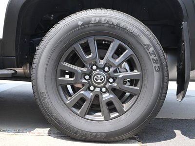 2025 Toyota LAND CRUISER 250 照片 35