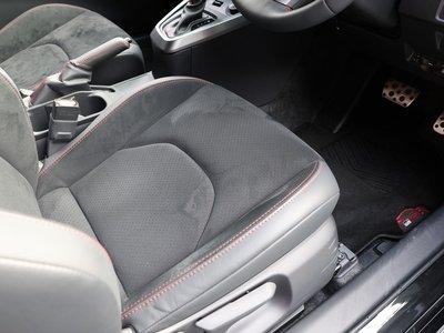 2025 Toyota GR YARIS 缩略图 43