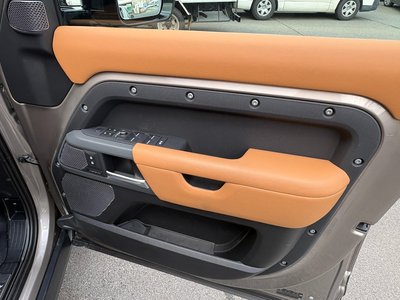 2022 LAND Rover DEFENDER — миниатюра 11