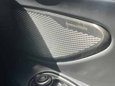 2024 Aston Martin DB12 — миниатюра 33