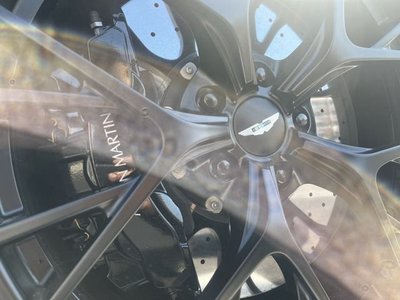 2024 Aston Martin DB12 — миниатюра 14