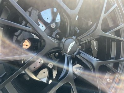 2024 Aston Martin DB12 — миниатюра 17