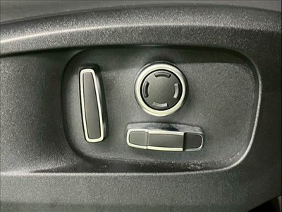 2024 LAND Rover DEFENDER photo 9