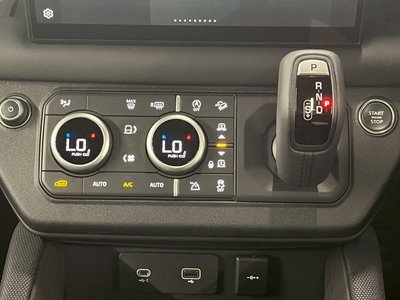 2024 LAND Rover DEFENDER thumbnail 35