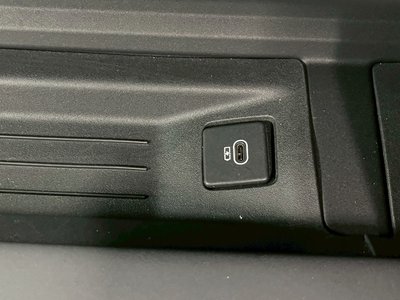 2024 LAND Rover DEFENDER thumbnail 41