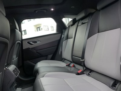 2025 LAND Rover RANGE ROVER VELAR thumbnail 44