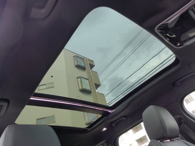 2025 LAND Rover RANGE ROVER VELAR thumbnail 25