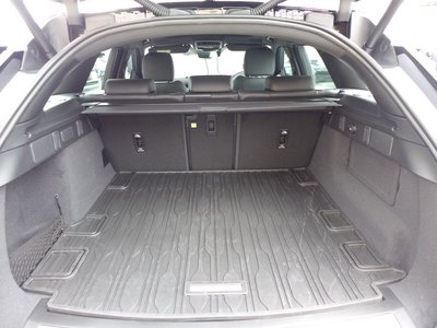 2025 LAND Rover RANGE ROVER VELAR thumbnail 68