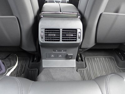 2025 LAND Rover RANGE ROVER VELAR thumbnail 46
