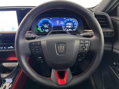 صورة مصغرة 32 لـ 2024 Toyota CROWN SPORT