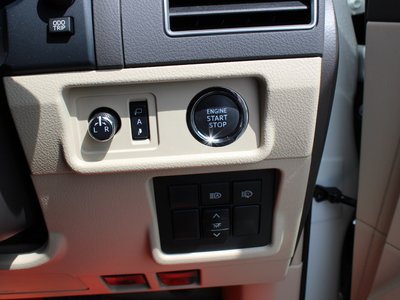 صورة 50 لـ 2023 Toyota LAND CRUISER PRADO