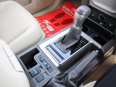 صورة 38 لـ 2023 Toyota LAND CRUISER PRADO