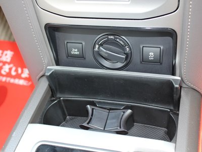 صورة 37 لـ 2023 Toyota LAND CRUISER PRADO