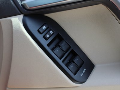 صورة 51 لـ 2023 Toyota LAND CRUISER PRADO