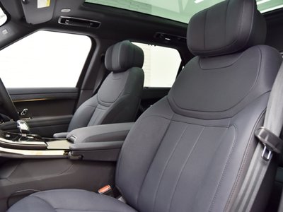 2024 LAND Rover RANGE ROVER SPORT photo 9