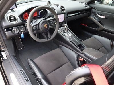 2021 Porsche 718 photo 9
