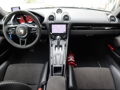 2021 Porsche 718 photo 3