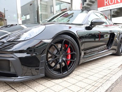 2021 Porsche 718 photo 2