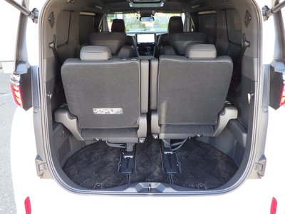 صورة 43 لـ 2024 Toyota ALPHARD