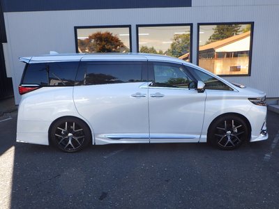 صورة 15 لـ 2024 Toyota ALPHARD