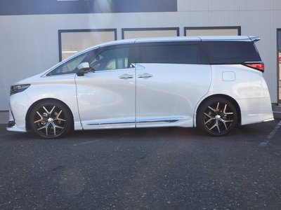 صورة 10 لـ 2024 Toyota ALPHARD