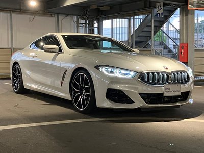 2022 BMW 8 SERIES photo 8