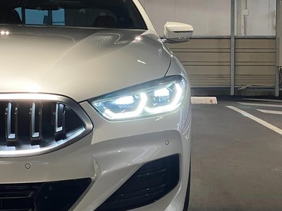 2022 BMW 8 SERIES photo 9