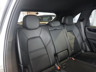 2022 Porsche CAYENNE 照片 12