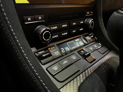 2024 Porsche 718 SPYDER — миниатюра 23