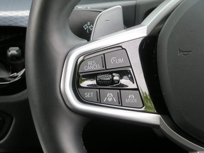 2026 BMW 3 SERIES TOURING photo 9