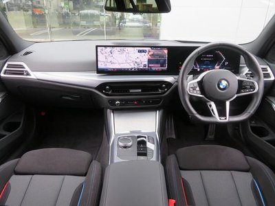 2026 BMW 3 SERIES TOURING photo 4