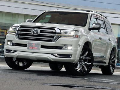 2016 Toyota LAND CRUISER 200 — миниатюра 7