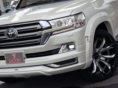 2016 Toyota LAND CRUISER 200 — миниатюра 4