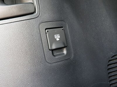 2016 Toyota LAND CRUISER 200 — миниатюра 32