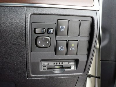 2016 Toyota LAND CRUISER 200 — миниатюра 24