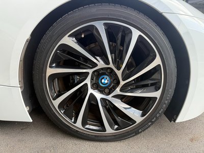 2015 BMW I8 — фото 11